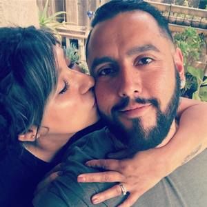 Meet your Posher, Eli